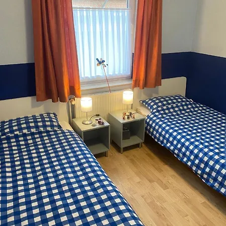 Helle Erdgeschossferienwohnung Mit Sonniger Terrasse Wittmund